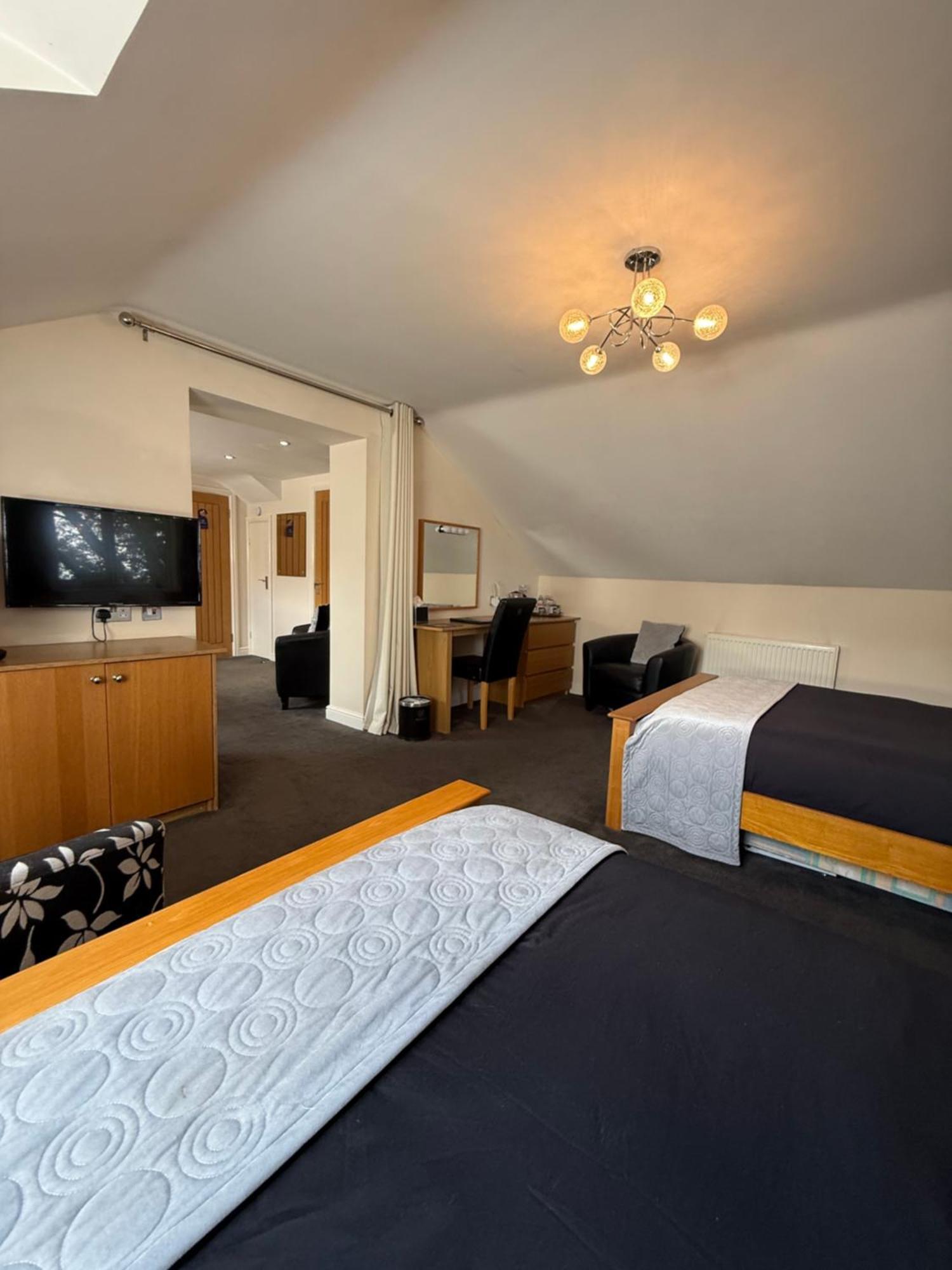 Barncroft Luxury Bed & Breakfast Solihull Eksteriør bilde