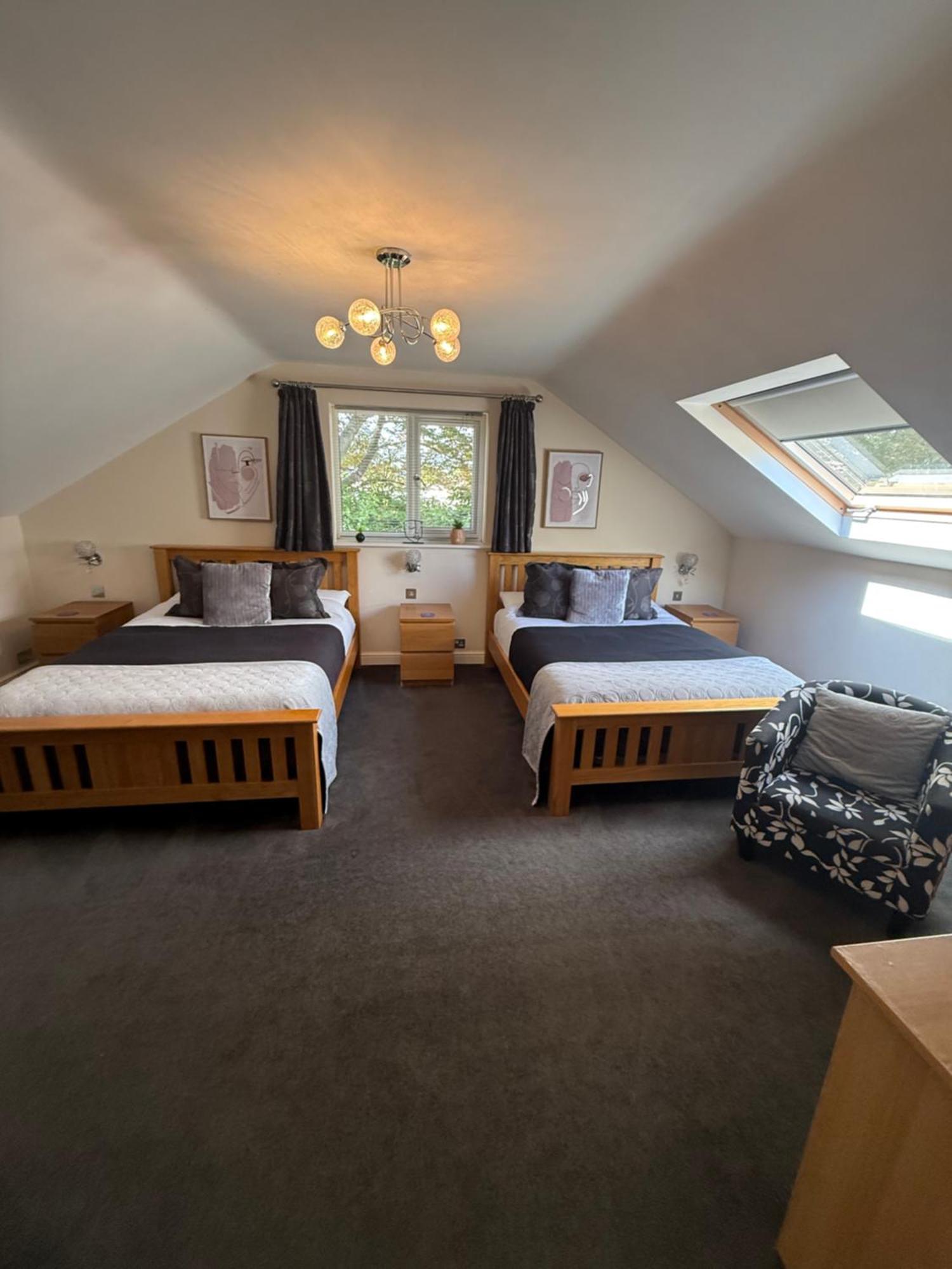 Barncroft Luxury Bed & Breakfast Solihull Eksteriør bilde