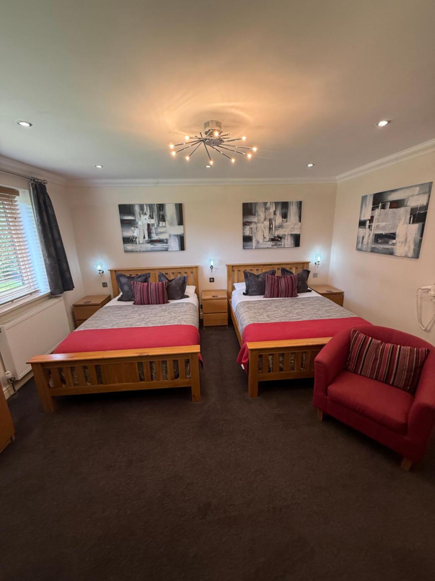 Barncroft Luxury Bed & Breakfast Solihull Eksteriør bilde