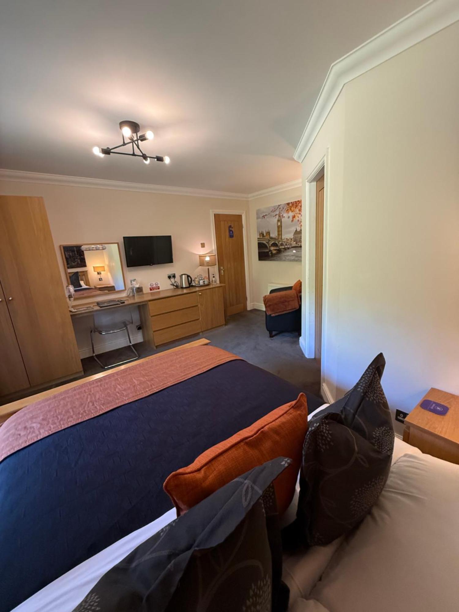 Barncroft Luxury Bed & Breakfast Solihull Eksteriør bilde
